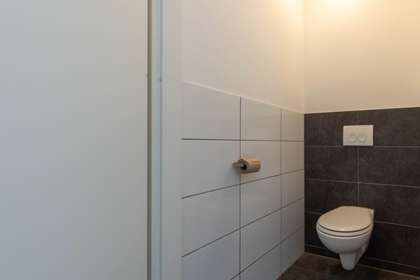 Medium property photo - Halverwege 37, 2402 NK Alphen aan den Rijn